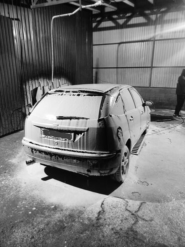 урал мотоцикл запчасти: Ford Focus: 2002 г., 2 л, Механика, Бензин, Хетчбек