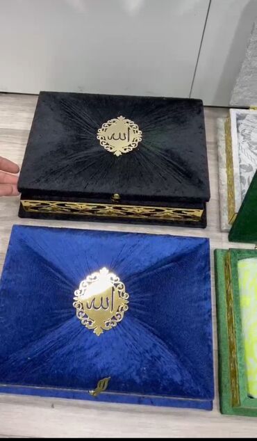 Xonça: Qabın 31sm uzunu Qabın eni 23sm Qurani Kərim İnci tesbeh Səccadə 100 — 9