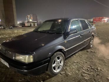 volkswagen шаран: Volkswagen Passat: 1991 г., 2 л, Механика, Газ