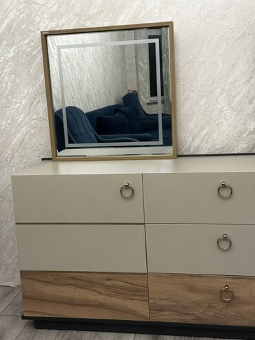 Komodlar: İşlənmiş, Güzgülü, Türkiyə — 2