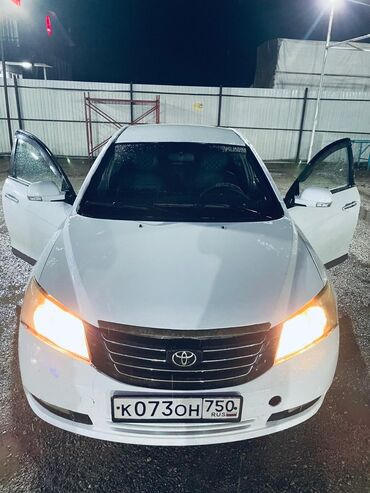 авто в рассрочку без банка без первоначального взноса в бишкеке: Toyota Corolla: 2012 г., 1.5 л, Механика, Бензин, Седан