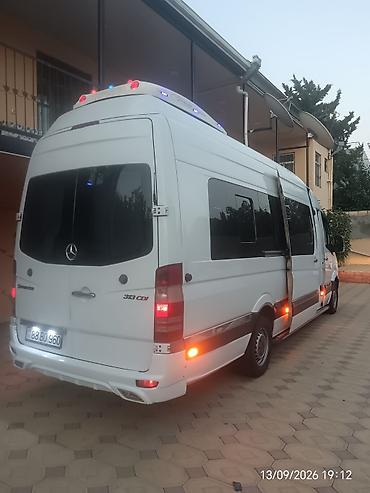 10 40 motosiklet yağı: Mercedes-Benz Sprinter: 2.7 l | 2012 il Mikroavtobus — 3