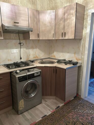 upd qesebesinde satilan evler: 2 комнаты, 45 м², Свежий ремонт