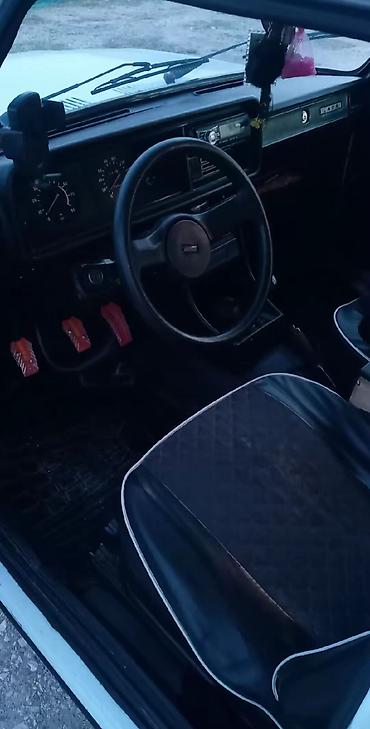 VAZ (LADA): VAZ (LADA) 2107: 1.6 l | 1987 il Sedan — 10