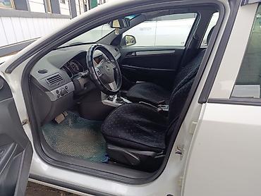 Opel: Opel Astra: 2011 г., 1.8 л, Автомат, Газ, Седан — 6