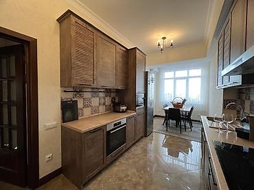 4 комнаты, 138 м², Элитка, 11 этаж