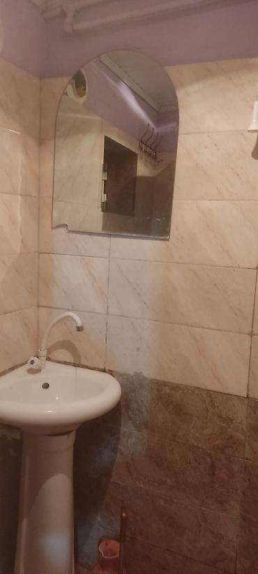 şeki: 9 mkr da 1 otaq kirayə tek xanıma verilir.balaca otaqdi.sekildeki — 6