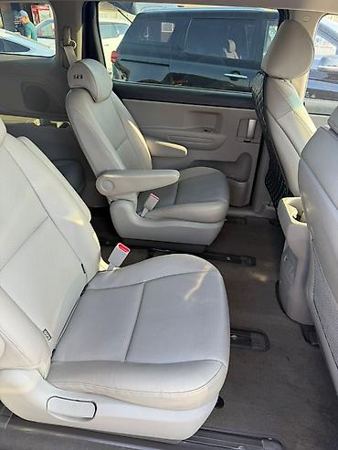 карниваль: Kia Carnival: 2019 г., 2.2 л, Автомат, Дизель, Минивэн — 7