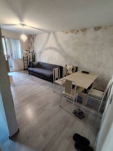 Uzunmüddətli kirayə mənzillər: 8 km. Neftcilər metronun yanı 2 otağa düzəlmə mənzil əşyalı kirayə — 2