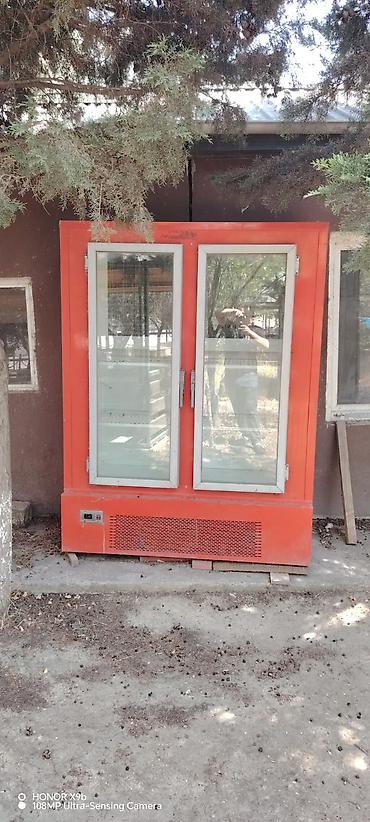 Soyuducu avadanlığı: İki qapılı vitrin soyuducu ünvan Saray qəsəbəsində - Tip: Şüşə qapılı — 3