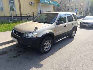Ford: Ford Maverick: 2002 г., 2 л, Механика, Газ, Кроссовер