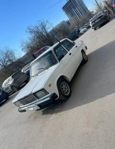 срочно продаю дешево: ВАЗ (ЛАДА) 2107: 2006 г., 1.6 л, Механика, Бензин, Седан