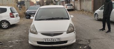 Honda: Honda Fit: 2002 г., 1.3 л, Вариатор, Бензин