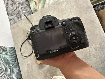 профессиональные видеокамеры бишкек: Боди 6 д canon 6 d хорошем состоянии