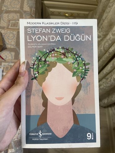 книга для чтения 4 класс озмитель е е власова и в: Kitab dəsti – dünya klassiklərindən 4 əsər - Stefan Zweig – “Lyon’da