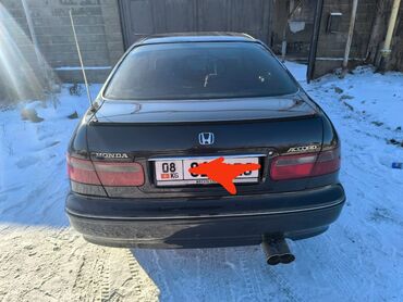 Honda: Honda Accord: 1996 г., 2 л, Механика, Бензин, Седан