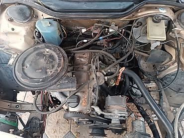 некция 1: Audi 100: 1987 г., 1.8 л, Механика, Бензин, Седан — 5