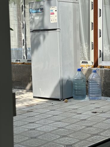 с монитором: Муздаткыч Artel, Колдонулган, Эки камералуу, No frost, 80 * 160 * 70