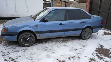 Volkswagen: Volkswagen Passat: 1991 г., 1.8 л, Механика, Бензин, Седан