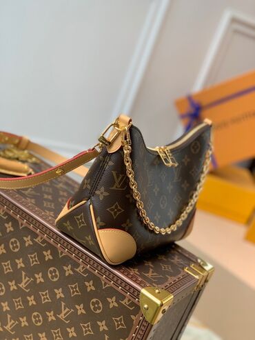Классические сумки: Классическая сумка, Louis Vuitton, Материал: Натуральная кожа, Оригинал, Регулируемый ремень, Женские, Новый