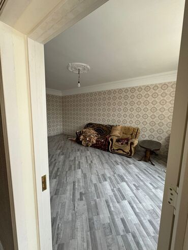 Həyət evləri və villaların satışı: 2 mərtəbəli həyət evi - Geniş işıqlı otaqlar, yüksək tavanlar — 7