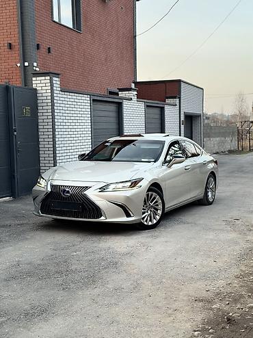 Lexus: Lexus ES: 2019 г., 2.5 л, Вариатор, Гибрид, Седан — 2