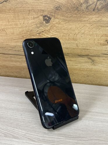 Apple iPhone: IPhone Xr, Б/у, 128 ГБ, Черный, Зарядное устройство, Защитное стекло, Коробка, В рассрочку, 79 %