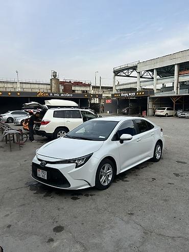 с 180: Toyota Corolla: 2020 г., 1.8 л, Автомат, Гибрид, Седан — 1
