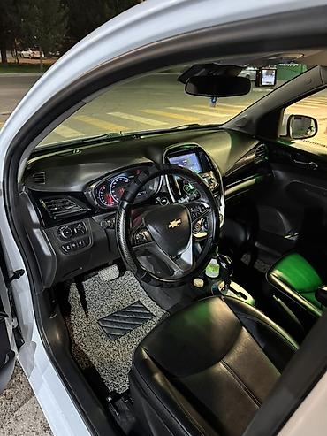 spark 7: Chevrolet Spark: 2018 г., 1 л, Вариатор, Бензин, Хэтчбэк — 3
