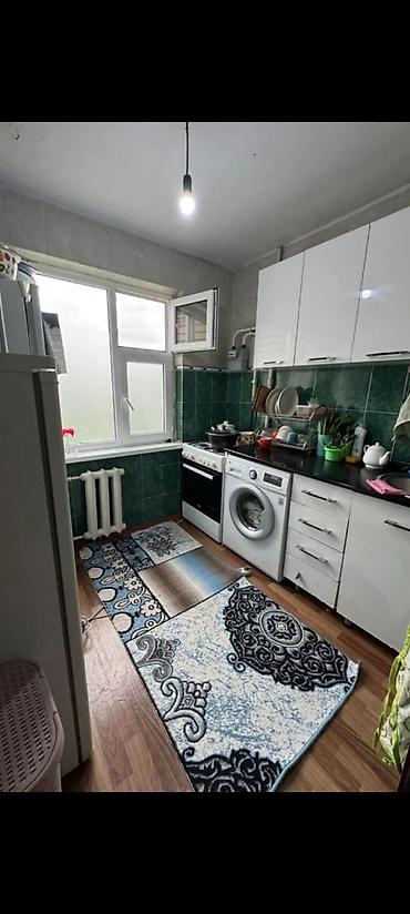 Продажа квартир: 2 комнаты, 47 м², Азия Молл 104 серия, 3 этаж, Косметический ремонт — 4