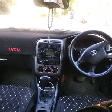toyota avensis: Toyota Avensis: 2003 г., 1.8 л, Автомат, Бензин, Хэтчбэк