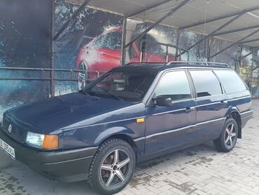 пасат б5 2004: Volkswagen Passat: 1992 г., 1.8 л, Механика, Бензин, Универсал