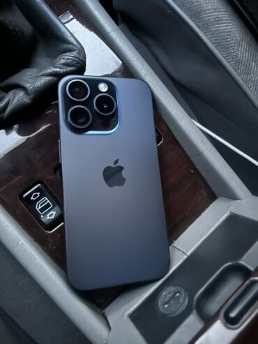 где можно взять ноутбук в рассрочку: IPhone 14 Pro, Б/у, 128 ГБ, Черный, Наушники, Зарядное устройство, Защитное стекло