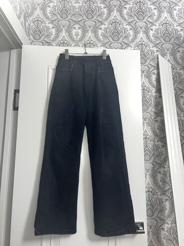 мужские джинсы с завышенной талией: Джинсы M (EU 38), цвет - Черный