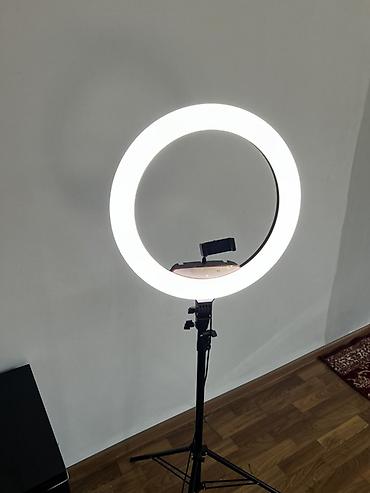 rgb лампа: Кольцевая LED‑лампа Ring Fill Light 18-RGB на штативе - Диаметр: 18" — 1