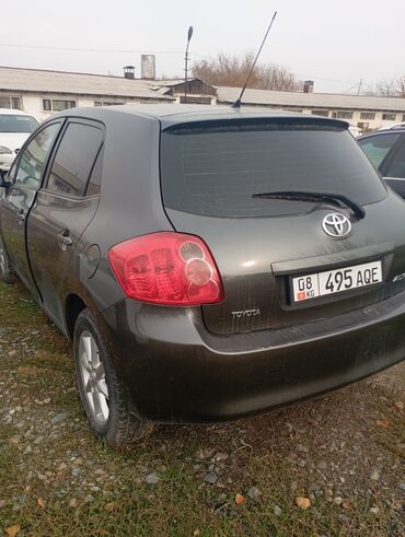 керме тоо: Toyota Auris: 2009 г., 1.6 л, Механика, Бензин, Хетчбек