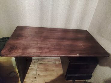 Masalar: Jurnal masası, İşlənmiş, Açılmayan, Taxta, Kvadrat masa — 9