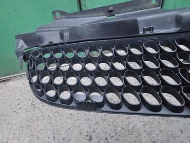 Решетки радиатора: Решетка радиатора Opel 2001 г., Б/у, Оригинал — 13