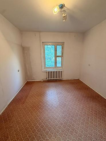 Продажа квартир: 4 комнаты, 99 м², 12 мкр 106 серия, 1 этаж, Старый ремонт — 3