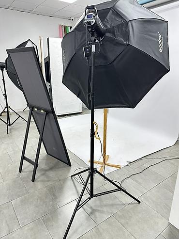 Студийный световой комплект для фотосъёмки Состав и особенности: -