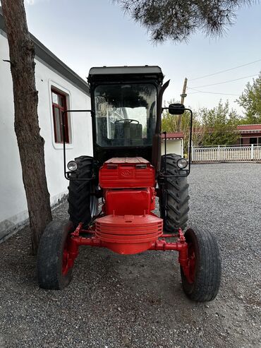 maşın opel astra: Traktor T28, 1990 il, 150 at gücü, motor 2.5 l, İşlənmiş