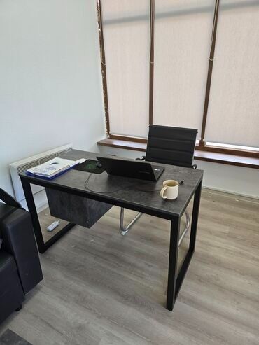 Другая коммерческая недвижимость: Политех Сдается рабочее место в офисе С мебелью полностью