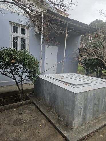 Uzunmüddətli kirayə mənzillər: Geniş planlı mənzil – klassik üslubda, hündür tavanlı və işıqlı — 16