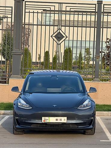 es 2016: Tesla Model 3: 2018 г., Электромобиль, Седан — 3