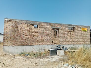 продам дом срочно бишкеке: Үй, 4 кв. м, 3 бөлмө, Менчик ээси