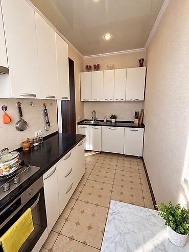 пол дом бишкеке: 6 комнат и более, 250 м², 5 соток, Аламедин (ГЭС-2), Собственник — 9