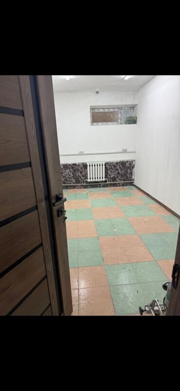 Помещения свободного назначения: Проспект чуй буденова Сдается офис Площадь: 15м2 1 линия С