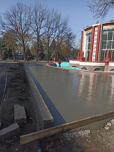 Бетонные работы: Бетонирование площадок и дорожек - Устройство монолитных бетонных — 3