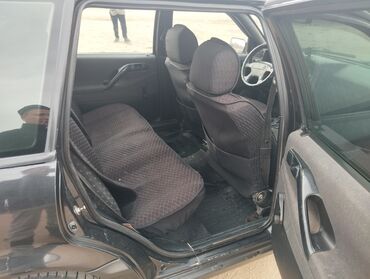 4 5мм: Volkswagen Passat: 1994 г., 1.9 л, Механика, Бензин, Универсал