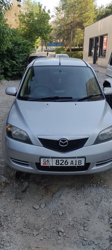 продаю демио: Mazda Demio: 2002 г., 1.3 л, Автомат, Бензин, Хетчбек